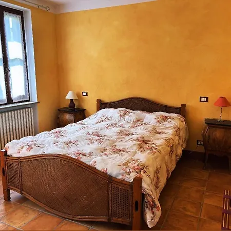 La Madonnina Dore Alba (Piedmont)